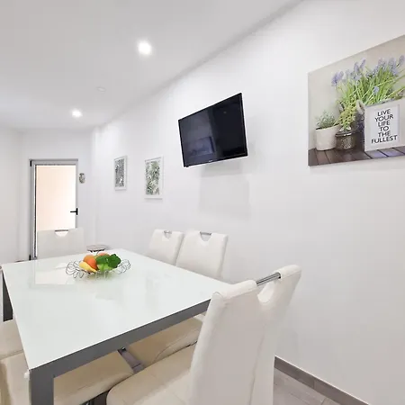 Rocha Tropical * Portimão