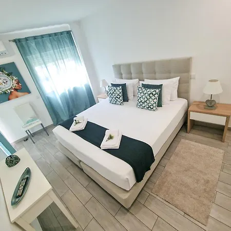 Rocha Tropical * بورتيماو